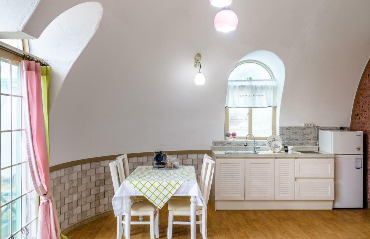 Domgrami Pension Seogwipo Exteriör bild